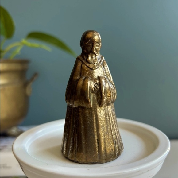 Vintage Antique Brass Bell, Monk, Friar, Victorian, Heavy Solid Brass - Picture 1 of 3